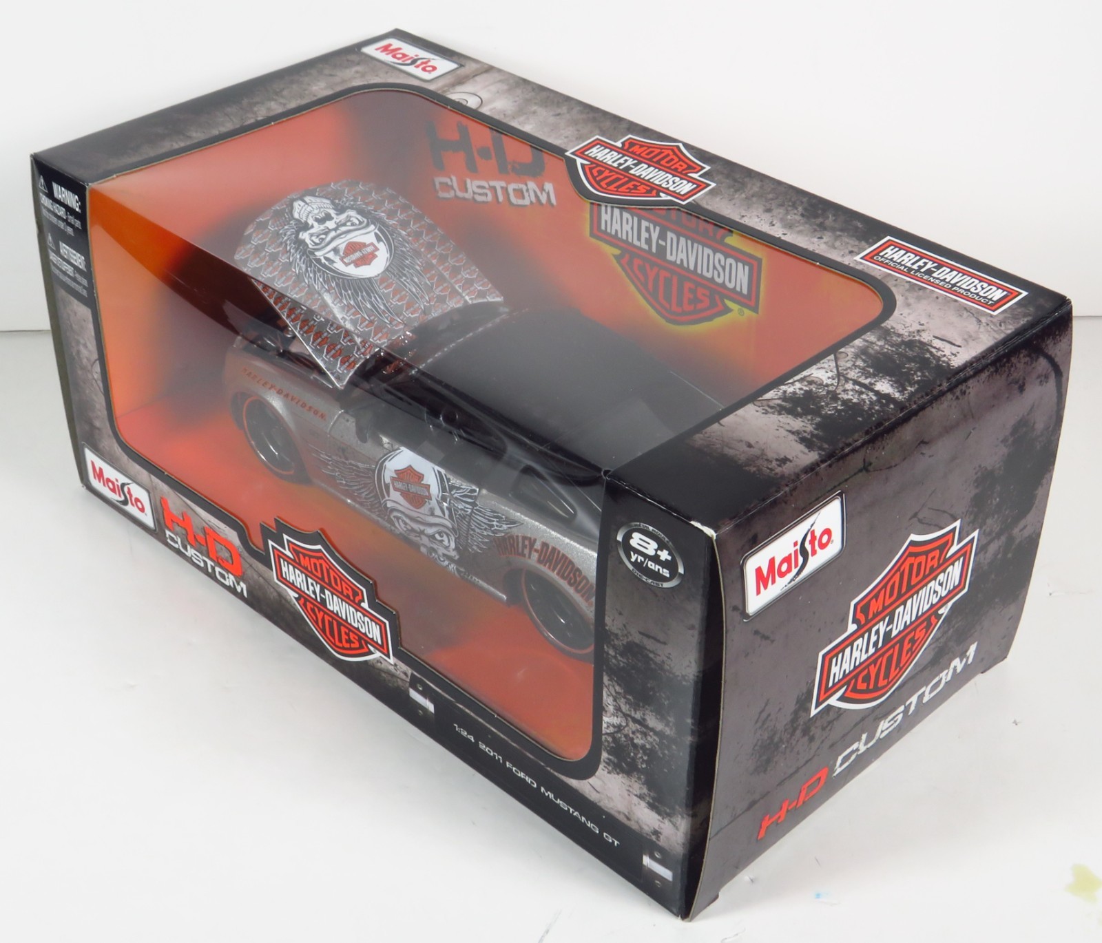 Maisto H-D Custom 2011 Ford Mustang GT Harley Davidson Silver & Black HD 1:24