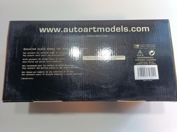 AUTOart 1/18 mini cooper Diecast Model Car Collectible 13+ Used