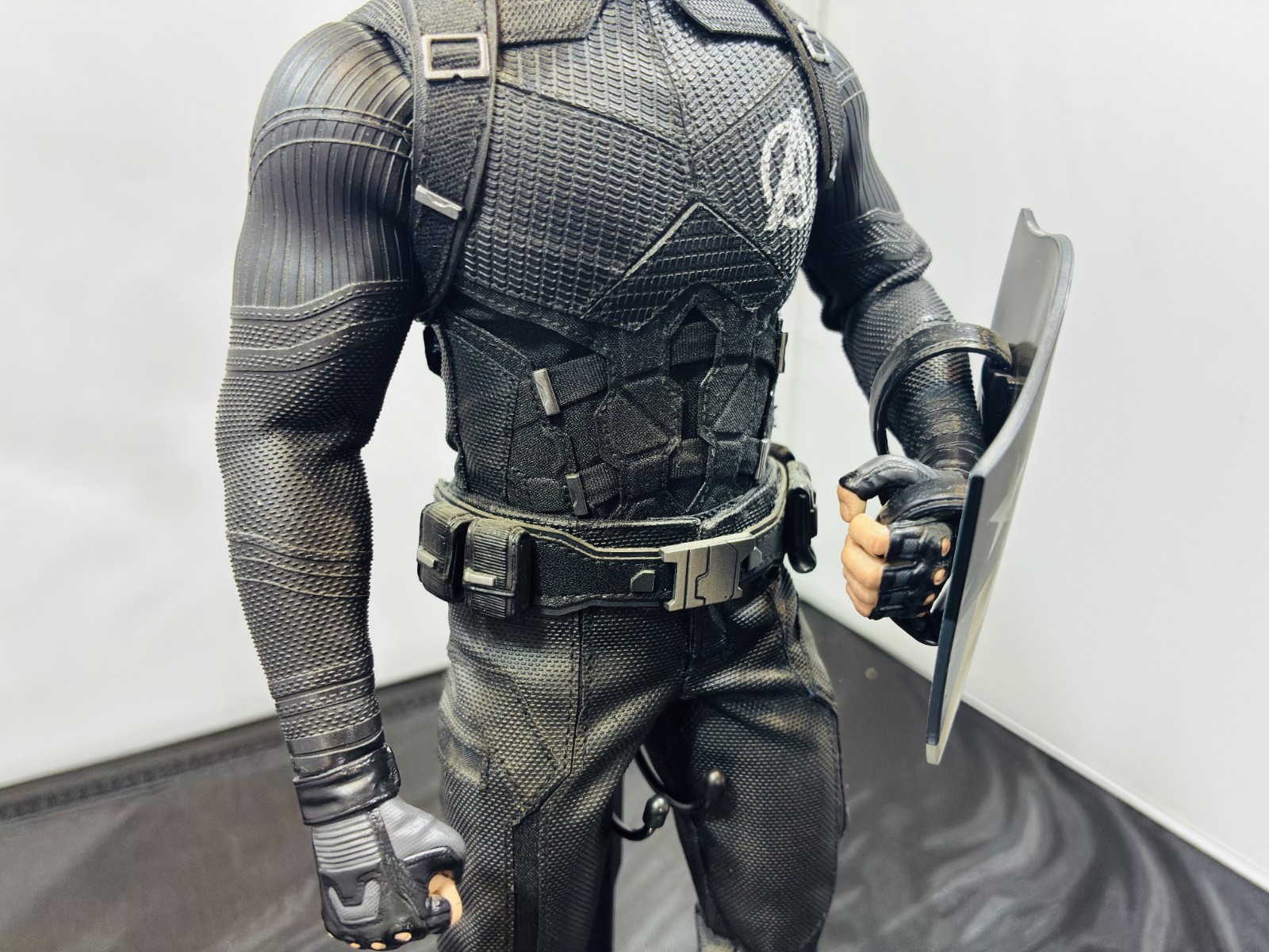 Hot Toys 1/6 mms488 Captain America Concept Art Version Marvel Open Box