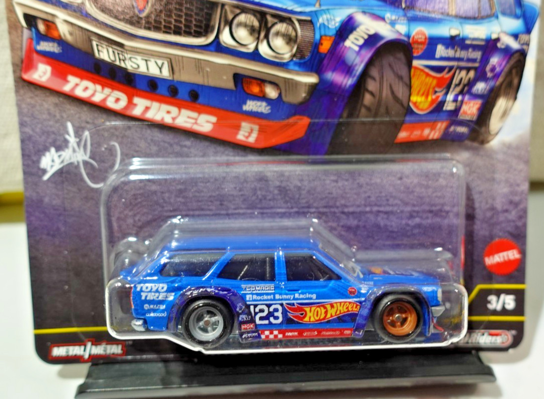 Hot Wheels Car Culture Mad Mike Mazda RX-3 Wagon Remorque Ronin Run II 1/64