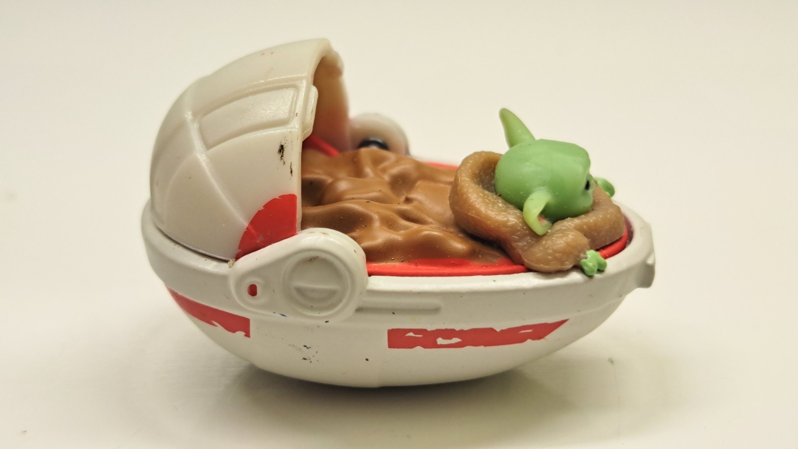 2″ Hot Wheels Star Wars Starships The Child Hover Pram NO Stand INCOMPLETE