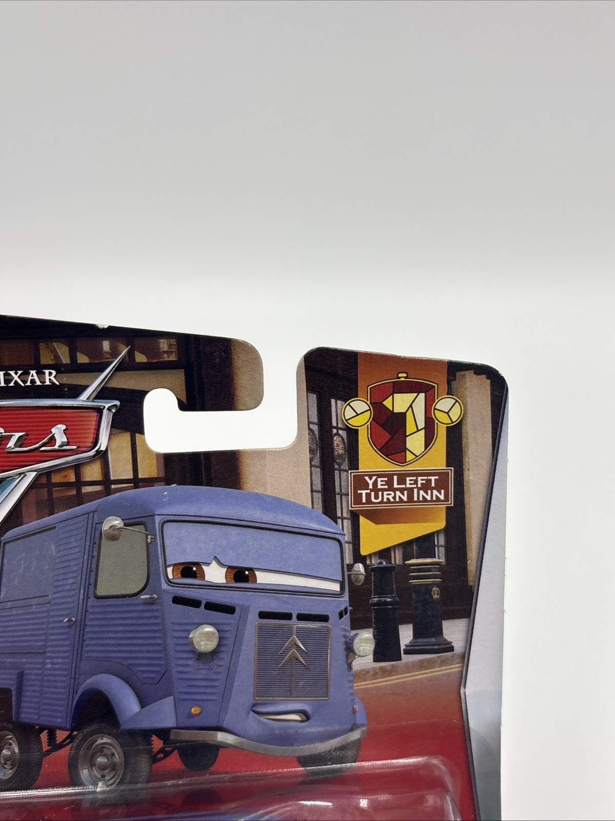 Disney Pixar Cars 2014 Ye Left Turn Inn – Paul Oilkley 4/7 – Read Condition