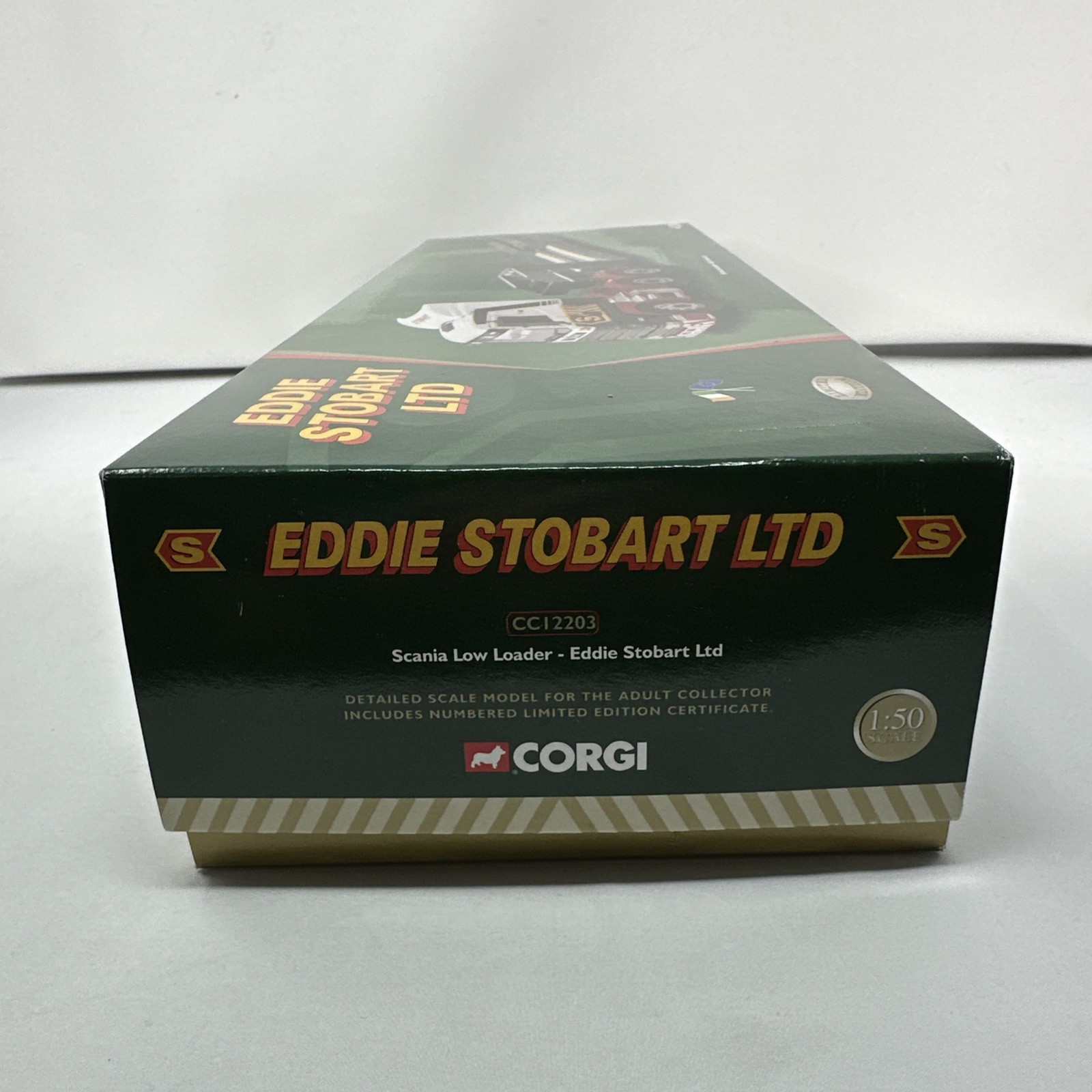 CORGI CLASSICS EDDIE STOBART SCANIA 4 SERIES LOW LOADER TRUCK MODEL CC12203 1:50