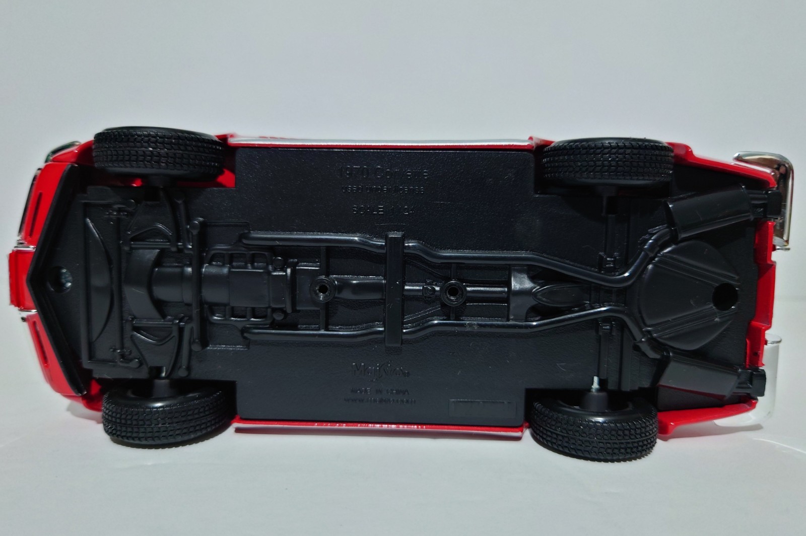 Maisto Special Edition 1970 Chevrolet Corvette T Top Red 1/24 Diecast