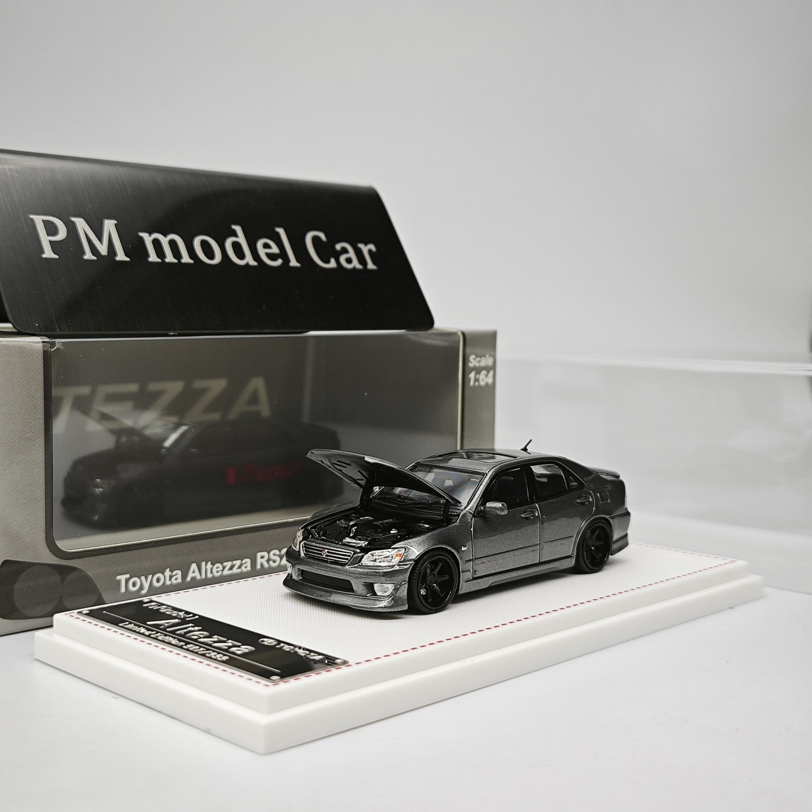 1/64 RS200 SXE10 Altezza Diecast Model Car Pullback Openable Hood