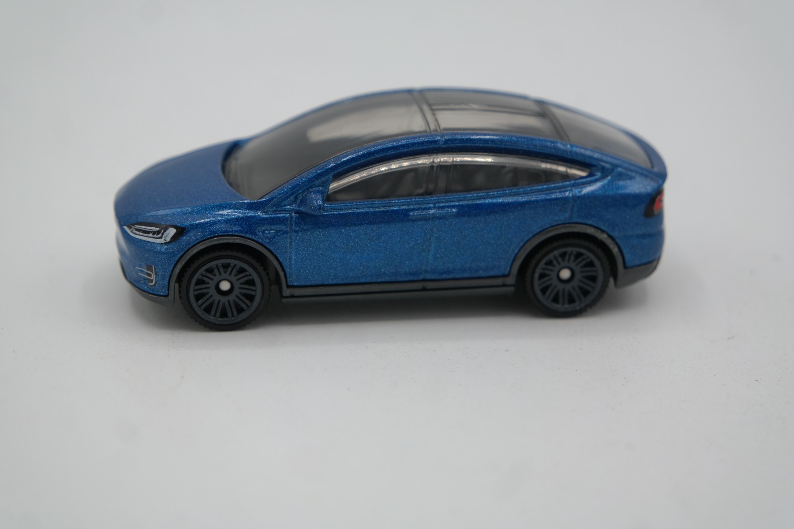 2022 MATCHBOX Tesla Model X Blue Loose MINT Mainline Electric EV SUV