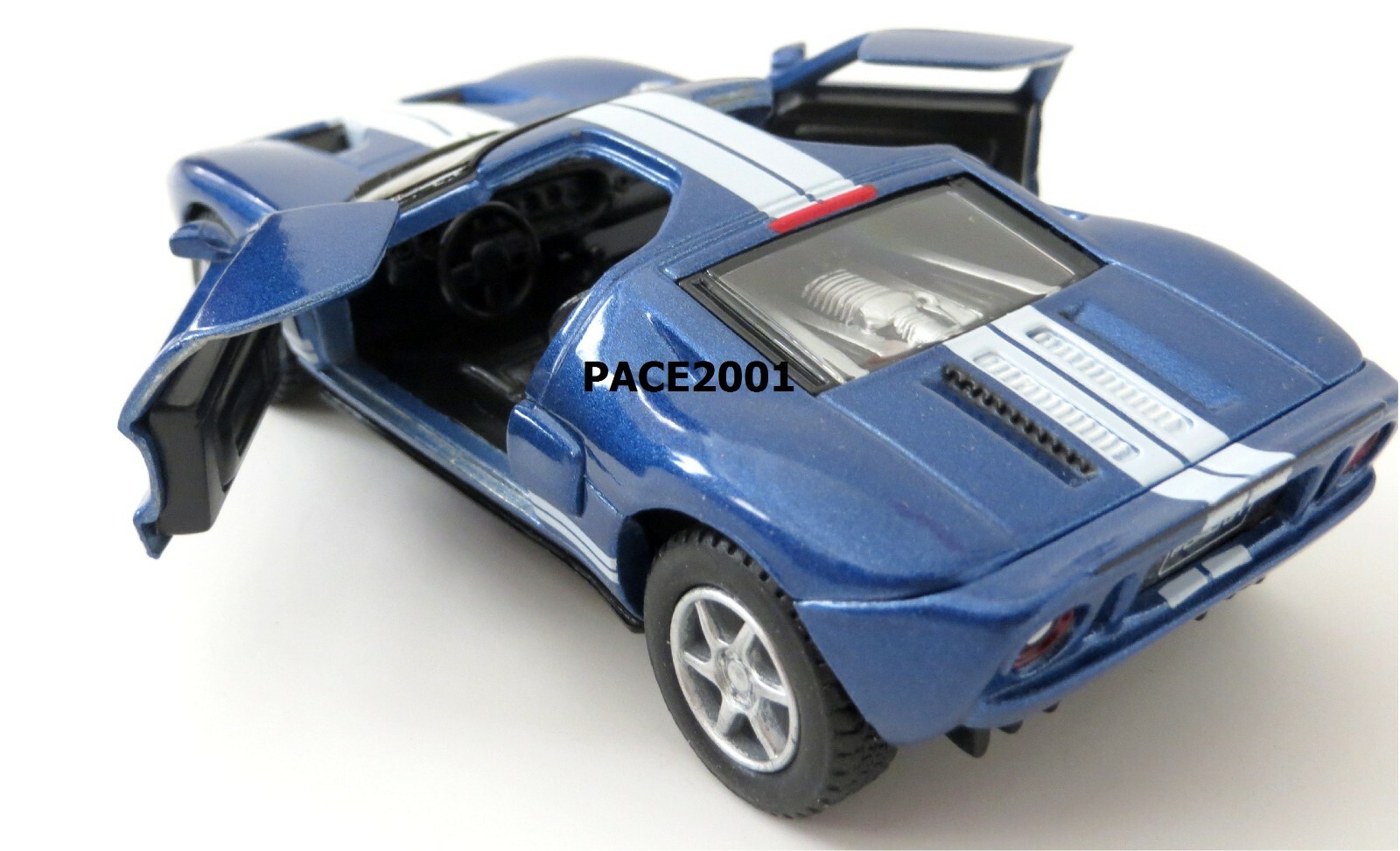 Set of 4 Kinsmart 1/36 Scale 2006 Ford GT with Pullback Action