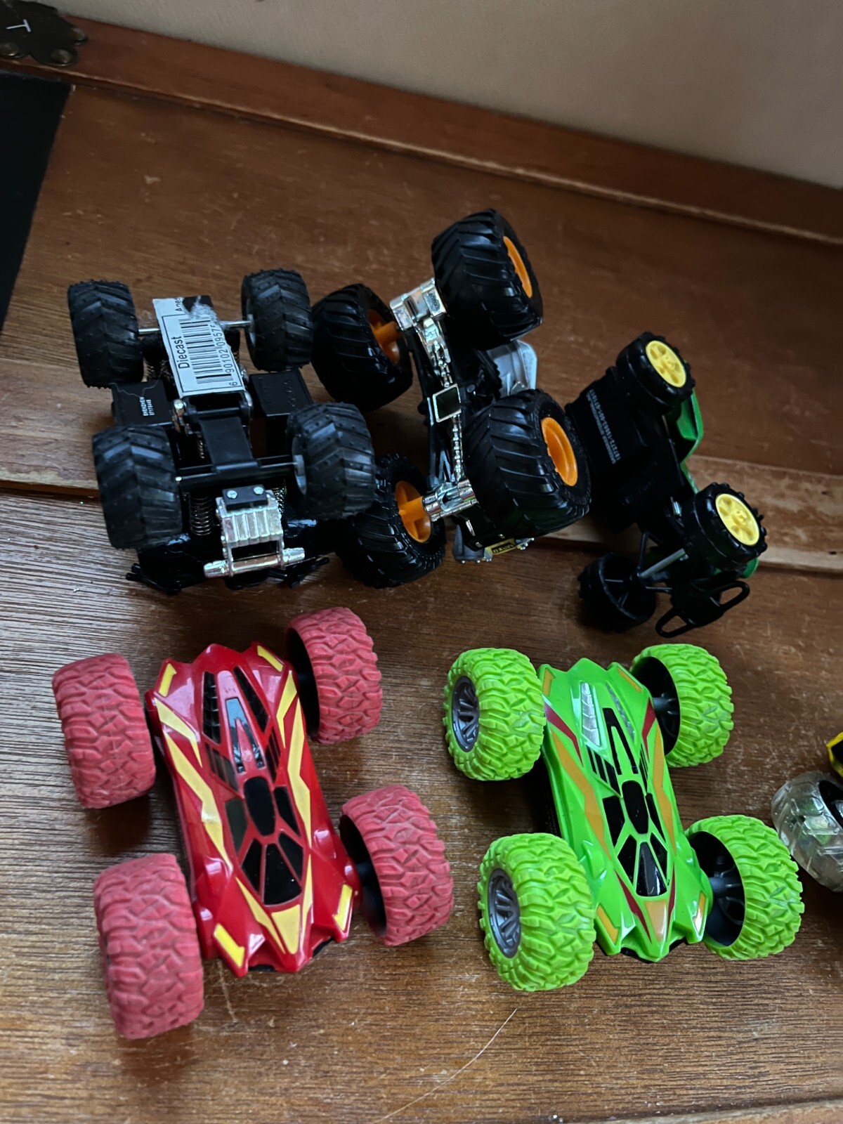 Mixed Plastic Diet Cast Metal Monster Car Truck & ATV & Flip Over Vehicles –