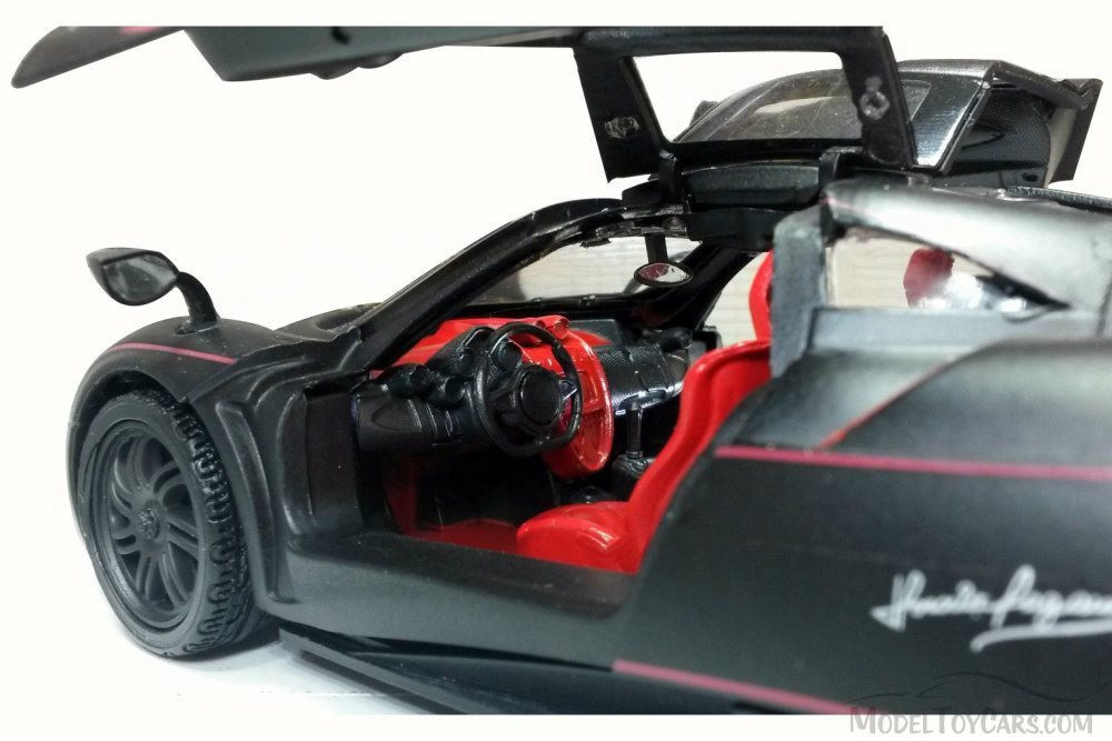 Diecast Black Pagani Huayra GT Racing 1/24 Motor Max New