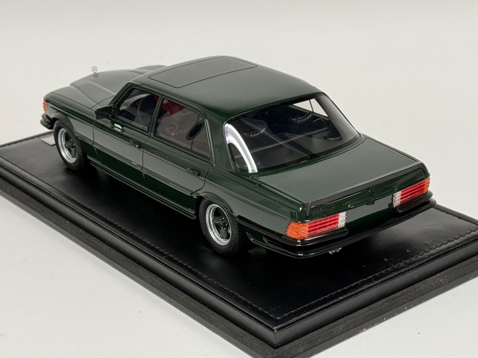1/18 Ivy Models Mercedes Benz 450 SEL AMG 1972 W116 in Green Leather LAST ONE