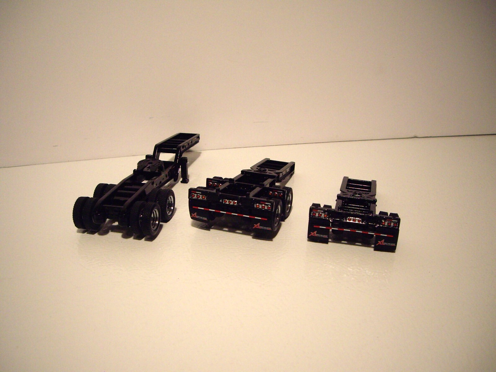 DIECAST MASTERS 1/50 BLACK XL 120 HDG TRI-AXLE LOWBOY SAME SCALE AS FIRST GEAR