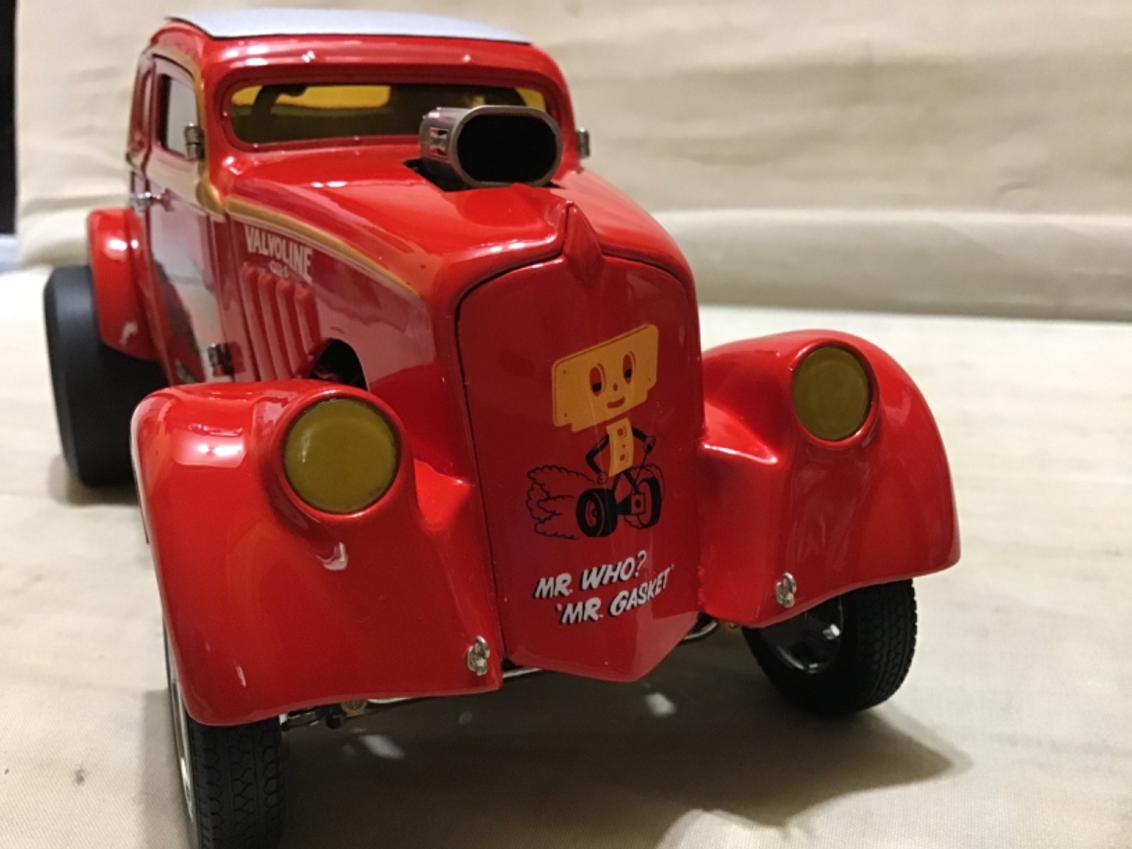 HILL BROTHERS RED BARRON 1933 WILLYS GASSER 1/18 PRECISION MINIATURES NHRA PRM09