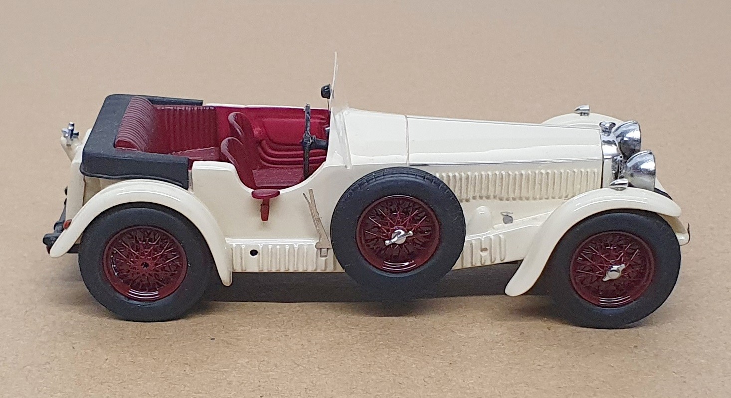 Matrix 1/43 Scale LIB036 – 1930 Invicta S-Type 4.5L Tourer Cabrio – Cream