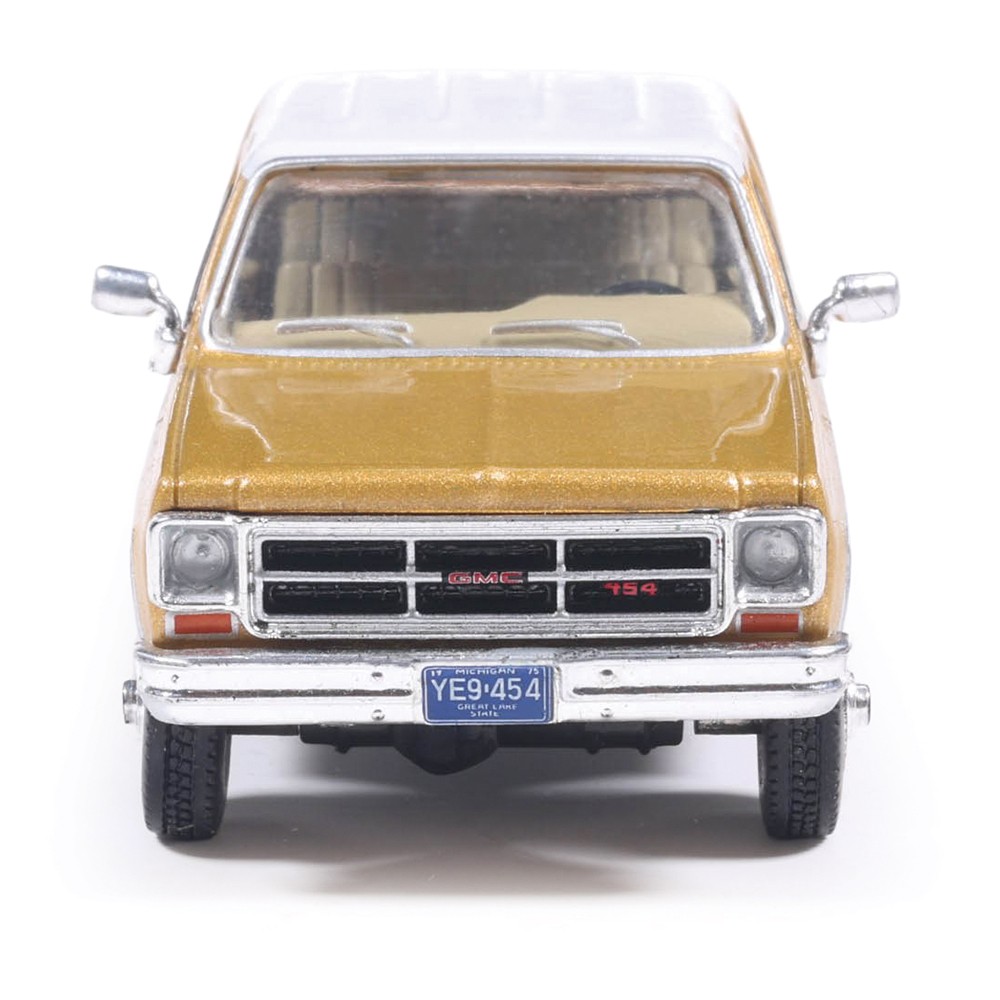 1975 GMC Sierra Classic – Yuba Gold