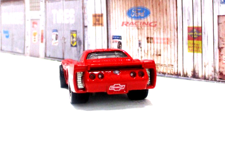 2026 Hot Wheels Vintage Racing ‘ 76 Greenwood Corvette Real Riders New/Loose!