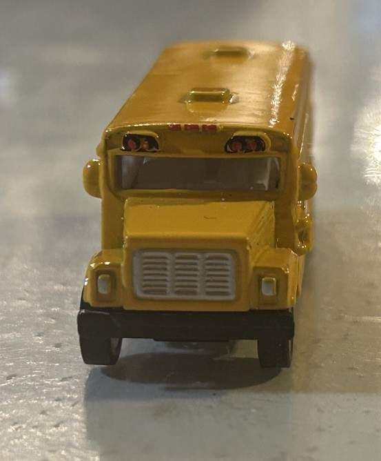 Kintoy 2.5” Inch Mini Yellow School Bus Diecast Model CAR with pull back action