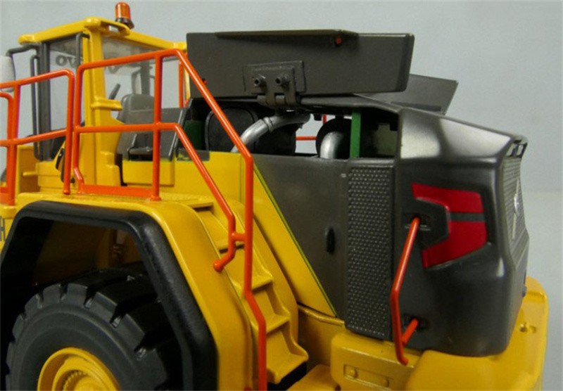 for MOTORART For Volvo L350H Wheel Loader 1/50 DIECAST Truck Pre-built Model