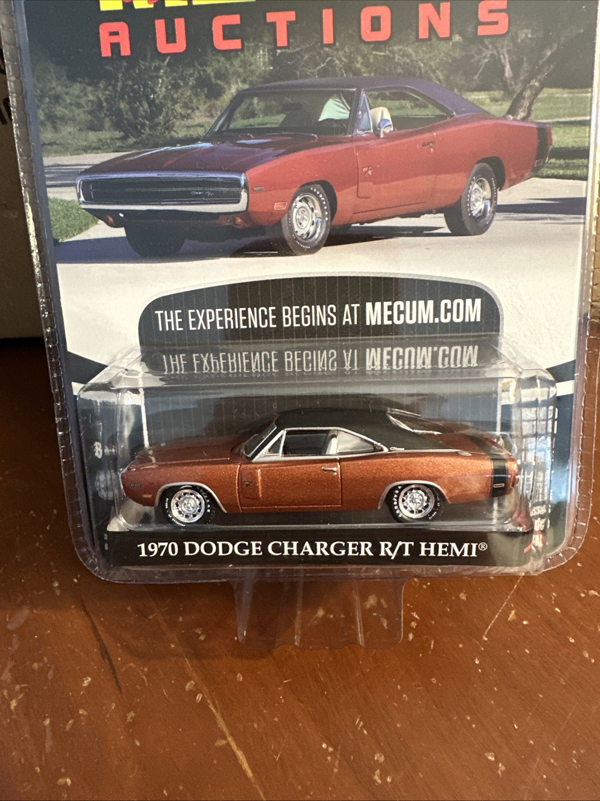 2017 Greenlight 70 Dodge Charger R/T 426 Hemi 1/64 Adult Collectible Gold