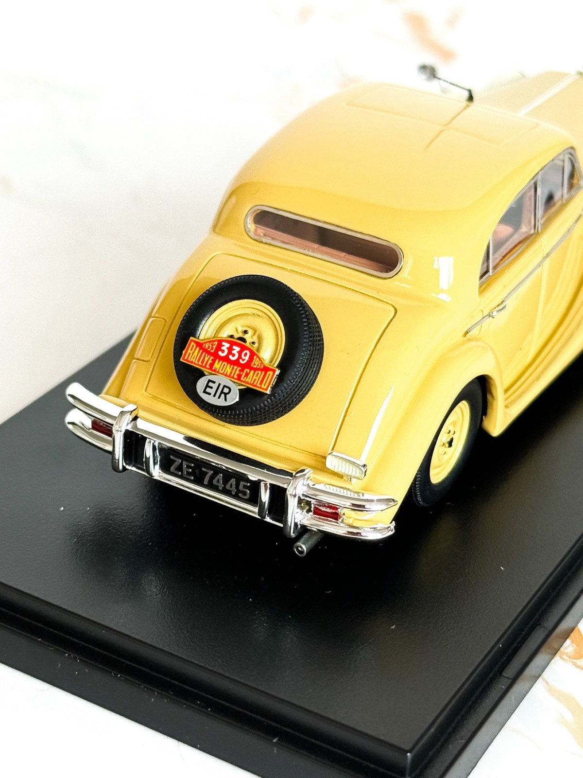 Matrix 1:43 Jaguar MK V #339 1953 Monte Carlo Rally 5th Resin Model MXR41001-043