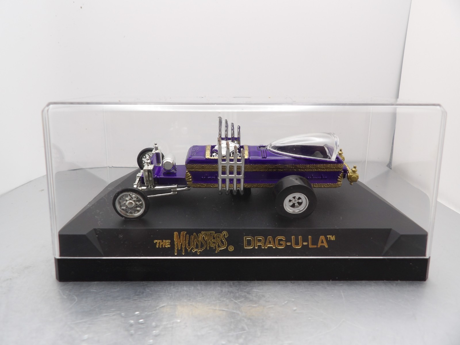 THE MUNSTERS DRAG-U-LA 1996 JOHNNY LIGHTNING MAGMAS 1:43 DIE-CAST