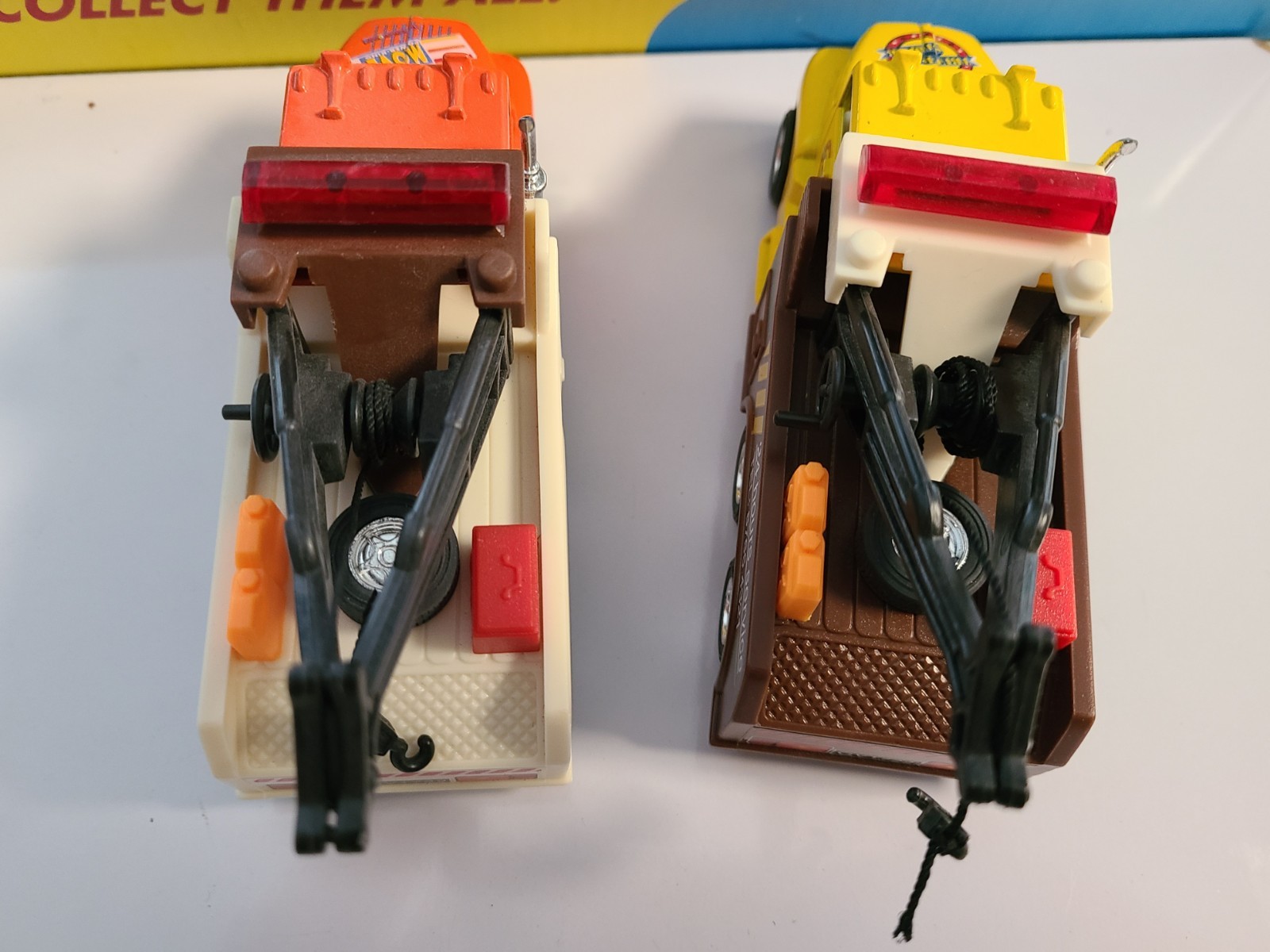 Kintoy Kenworth King Engine Tow Truck Diecast Scale Model Lot 2 Pull Back Action