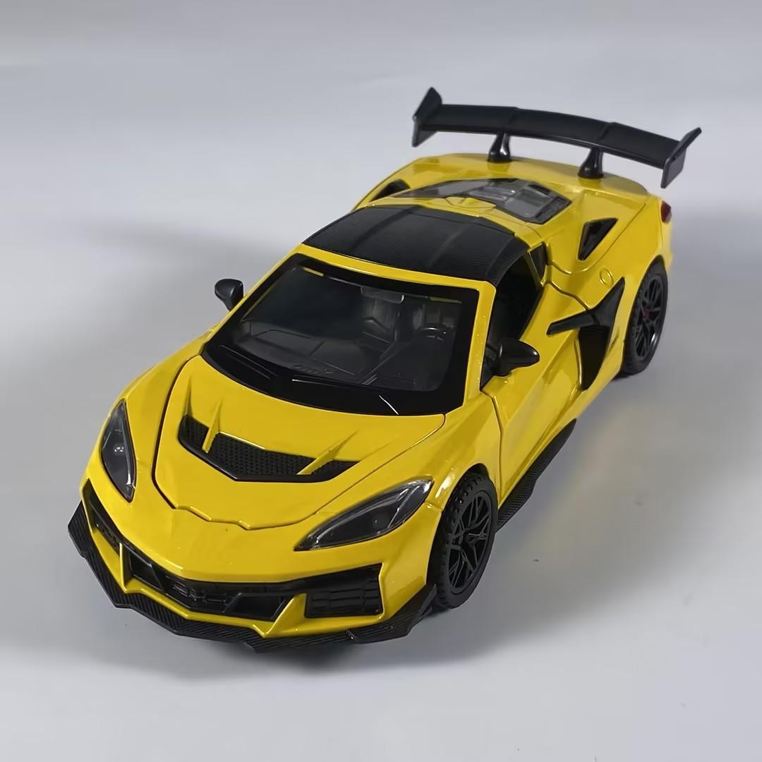 1:32 C8 Zr1x Metal Diecast Model Car with Sound Light Collectible Toy