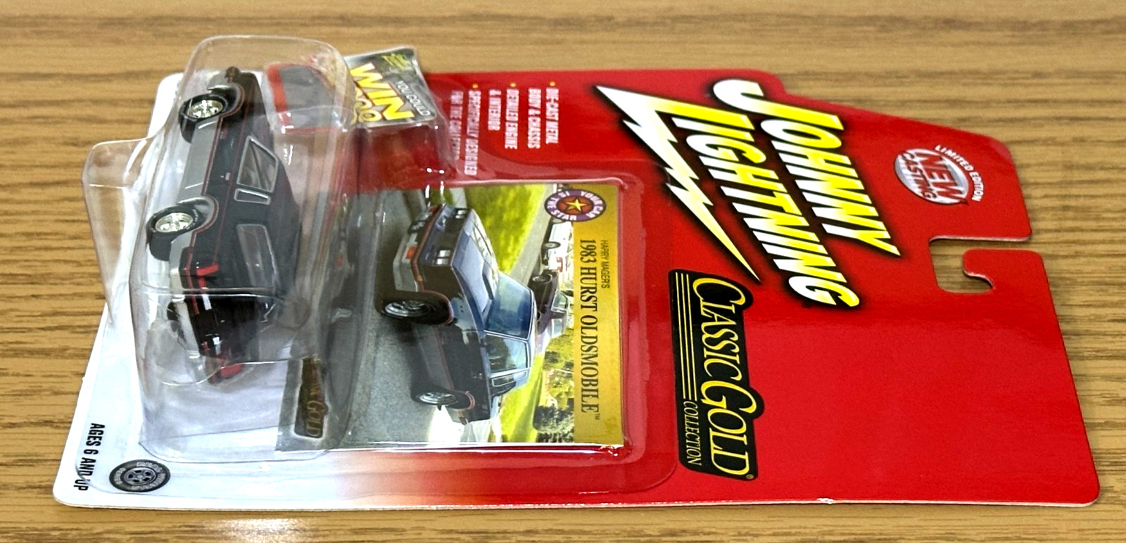 2004 JOHNNY LIGHTNING CLASSIC GOLD 1983 HURST OLDS CUTLASS 442 RARE HTF EXC COND