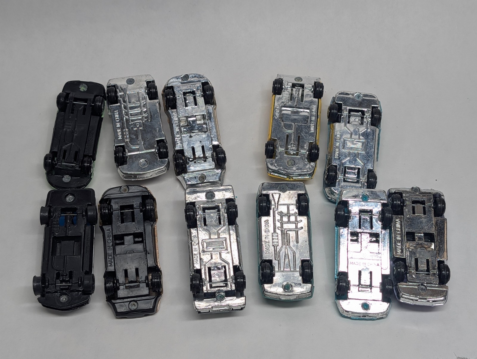 Lot 11 Diecast Toy Cars Mixed Colors Racing Numbers Loose Unbranded China