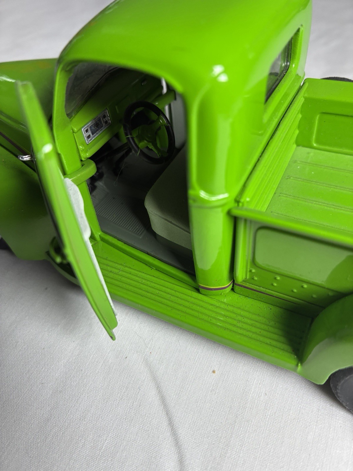 FRANKLIN MINT 1940 FORD CUSTOM PICKUP TRUCK GREEN THUNDER 1/24 DIECAST DC