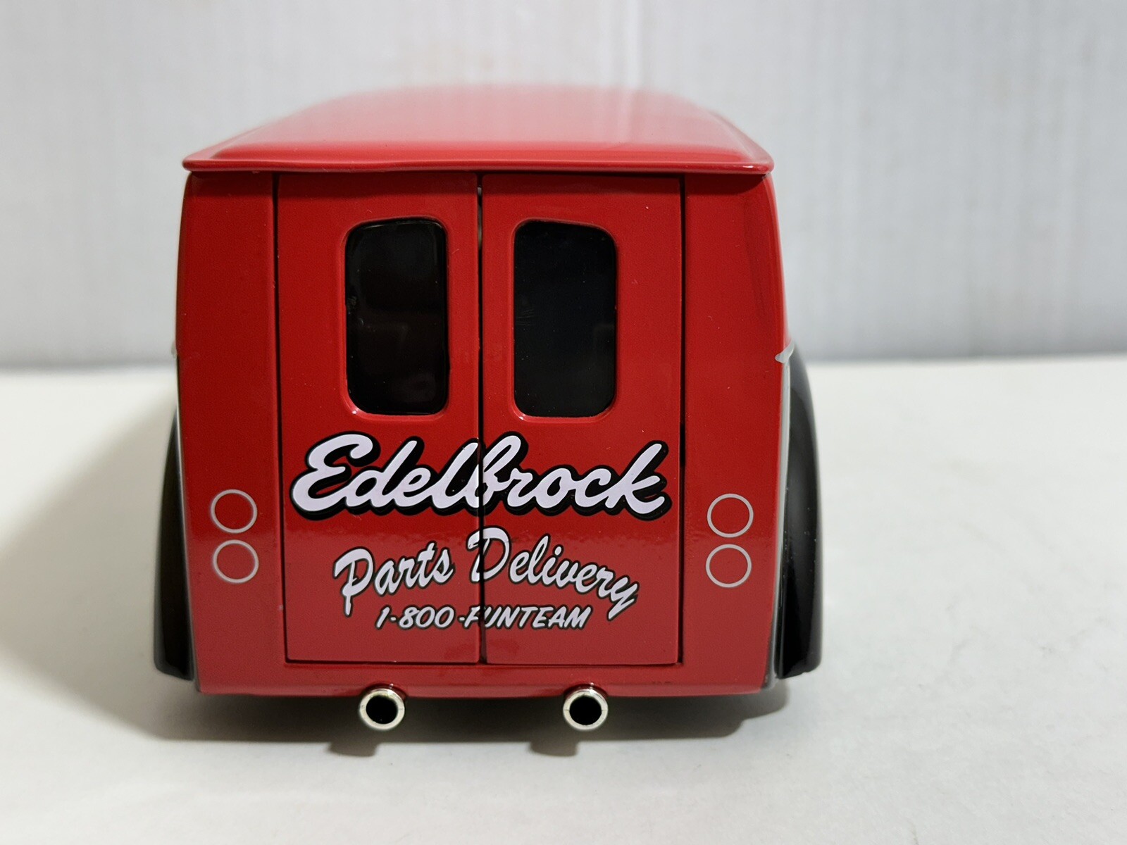 JADA DUB DIV CRUISER EDELBROCK RED / BLACK 1:24 DIECAST MODEL CAR NEW NO BOX