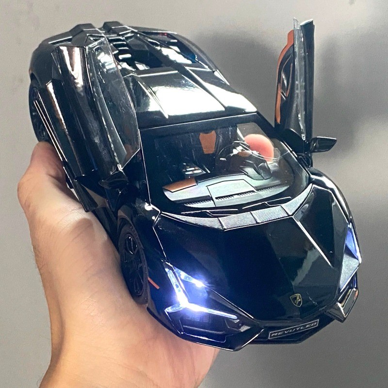 1:24 Lamborghini Revuelto Alloy Diecast-Cool Sound Light Pull-Back Car Toy Gift
