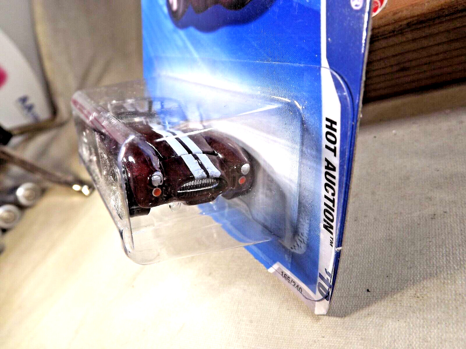 2010 Hot Wheels #165 Hot Auction 7/10 SHELBY COBRA 427 S/C Dark Maroon w/10 Sp