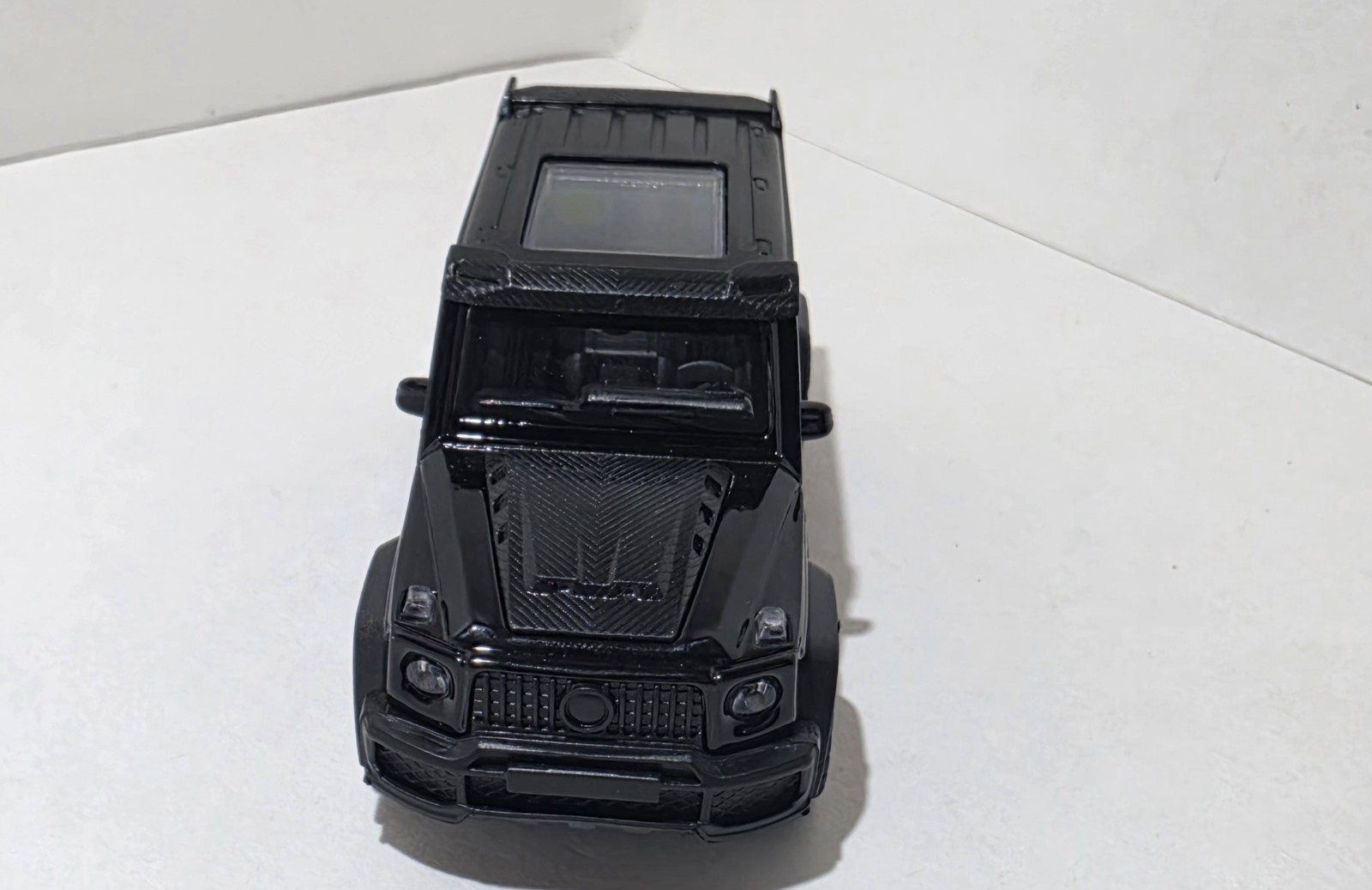 Mercedes-Benz G-Class Black Diecast SUV Model Car Opening Doors 1:36 Scale