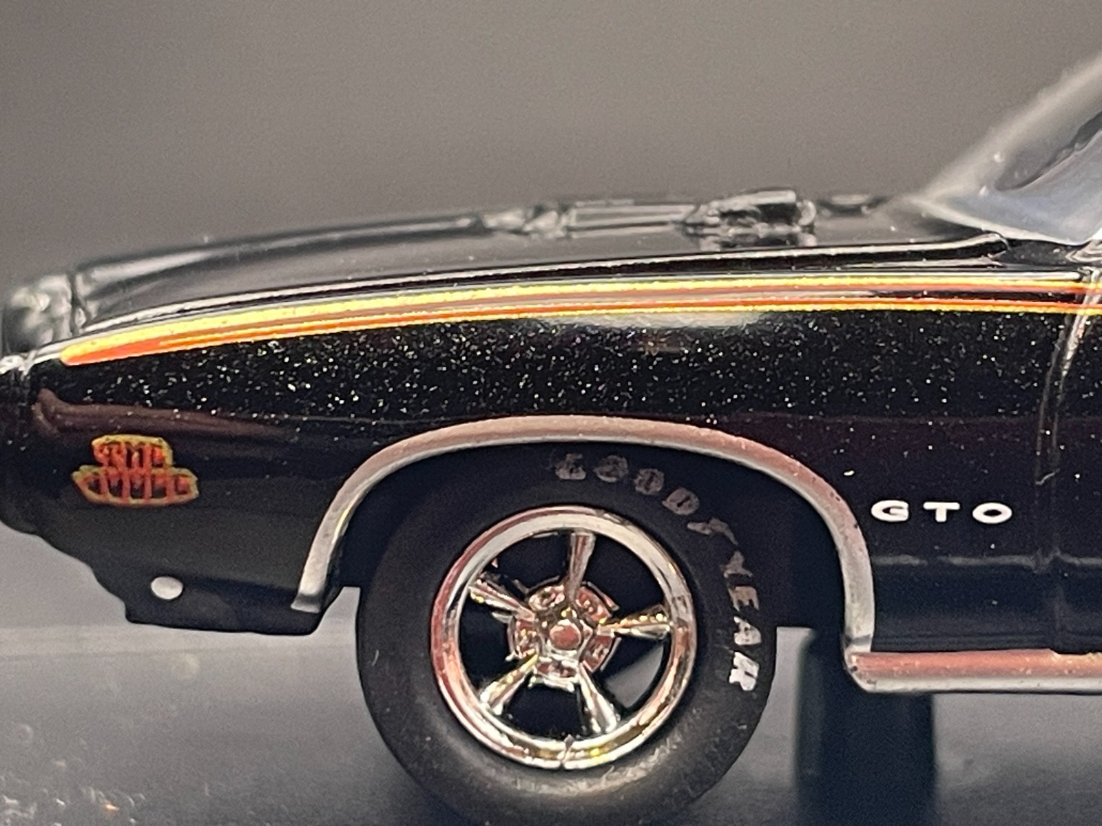 M2 MACHINES 1969 PONTIAC GTO JUDGE HURST- M2 MACHINES AUTO DRIVERS 69 HURST GTO