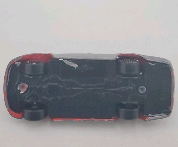 Maisto Gray Car