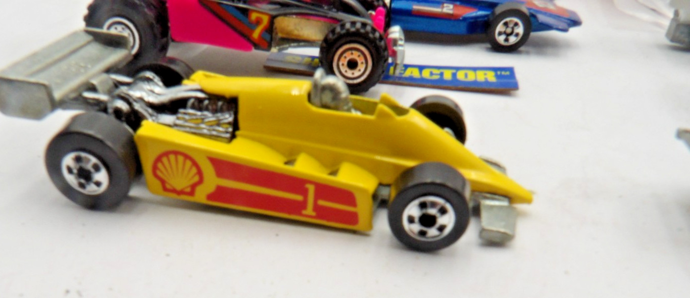 9 Car Dragster Hot Wheels Collection very good Shell, Shock Factor, Gulf