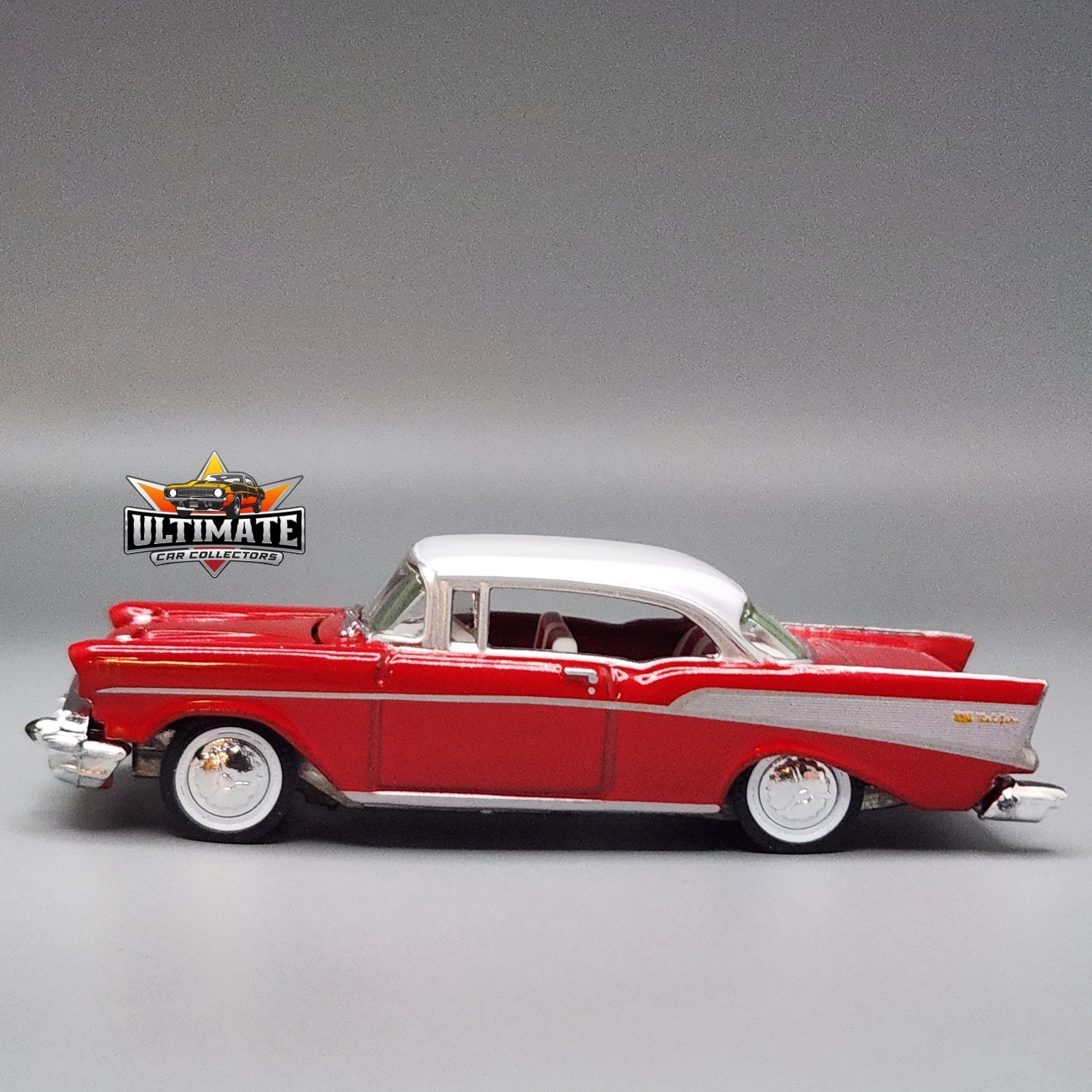 1957 57 Chevrolet Bel Air Collectible 1/64 Scale Diecast Model Collector Car