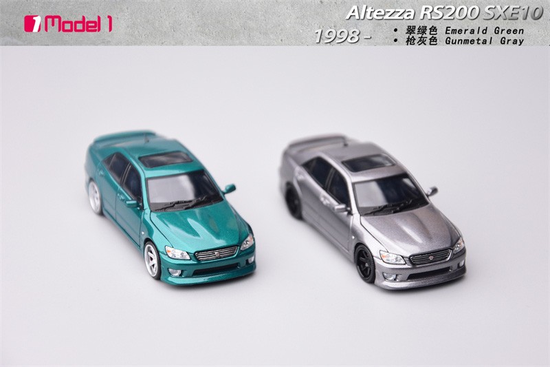 Model One 1:64 Altezza RS200 SXE10 Diecast Model Car