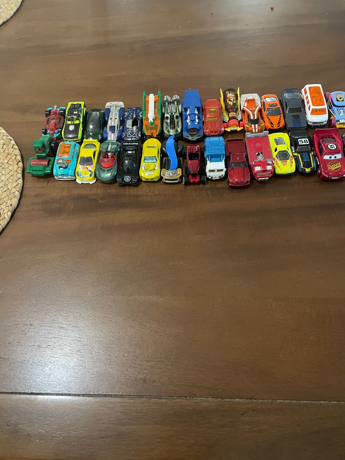 Hot Wheels Car Lot – Multi Brand and Color