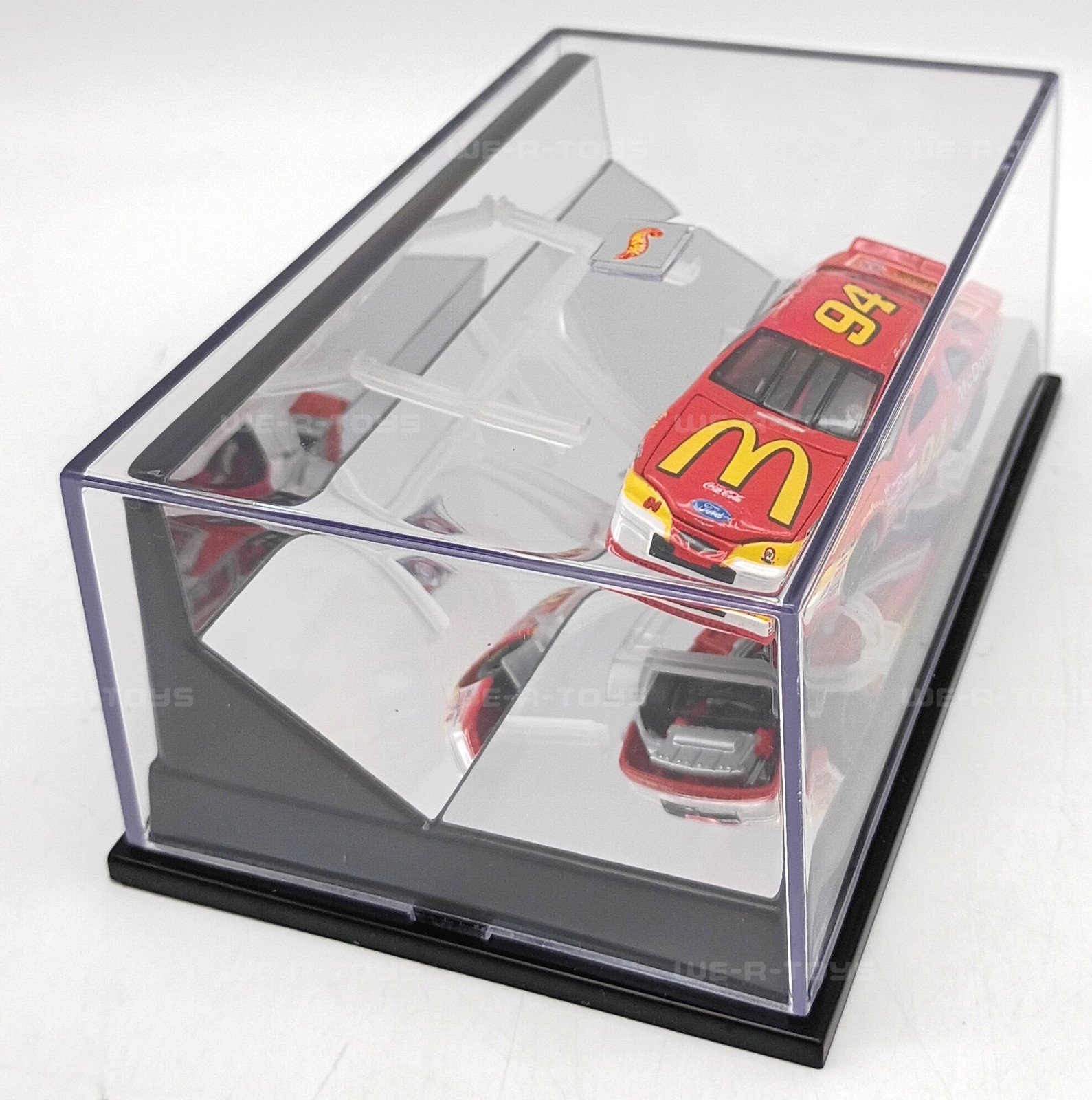 Hot Wheels Legends Pro Racing Bill Elliott McDonald’s Team Vehicle 1997 Mattel