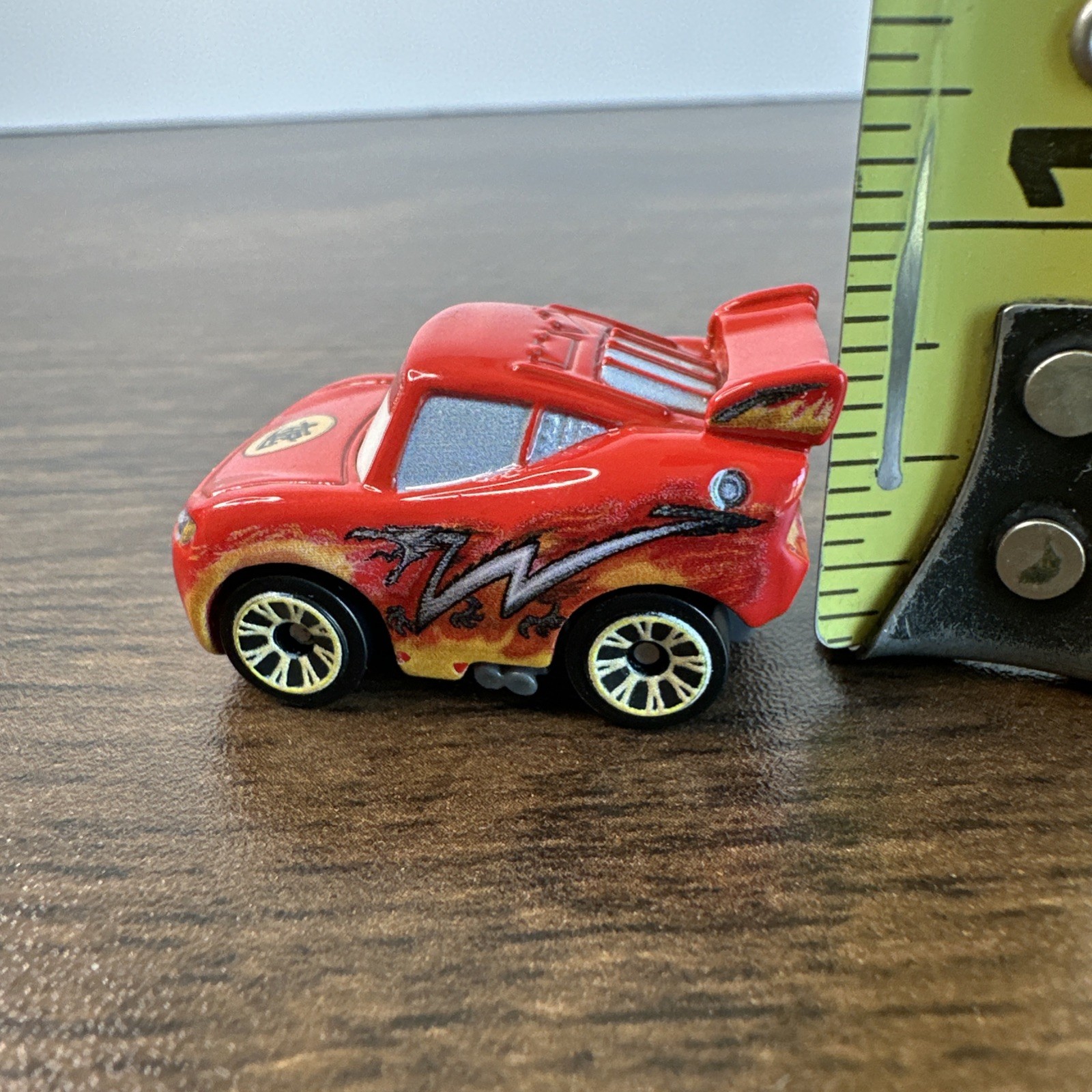 Disney Cars MINI Racers Dragon Lightning McQueen & Race O Rama DJ