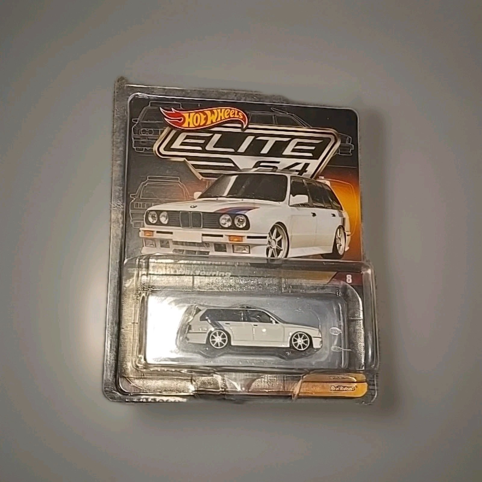 Hot Wheels Elite 64 #8 1990 BMW 318i Touring White 1:64 Diecast Real Rider
