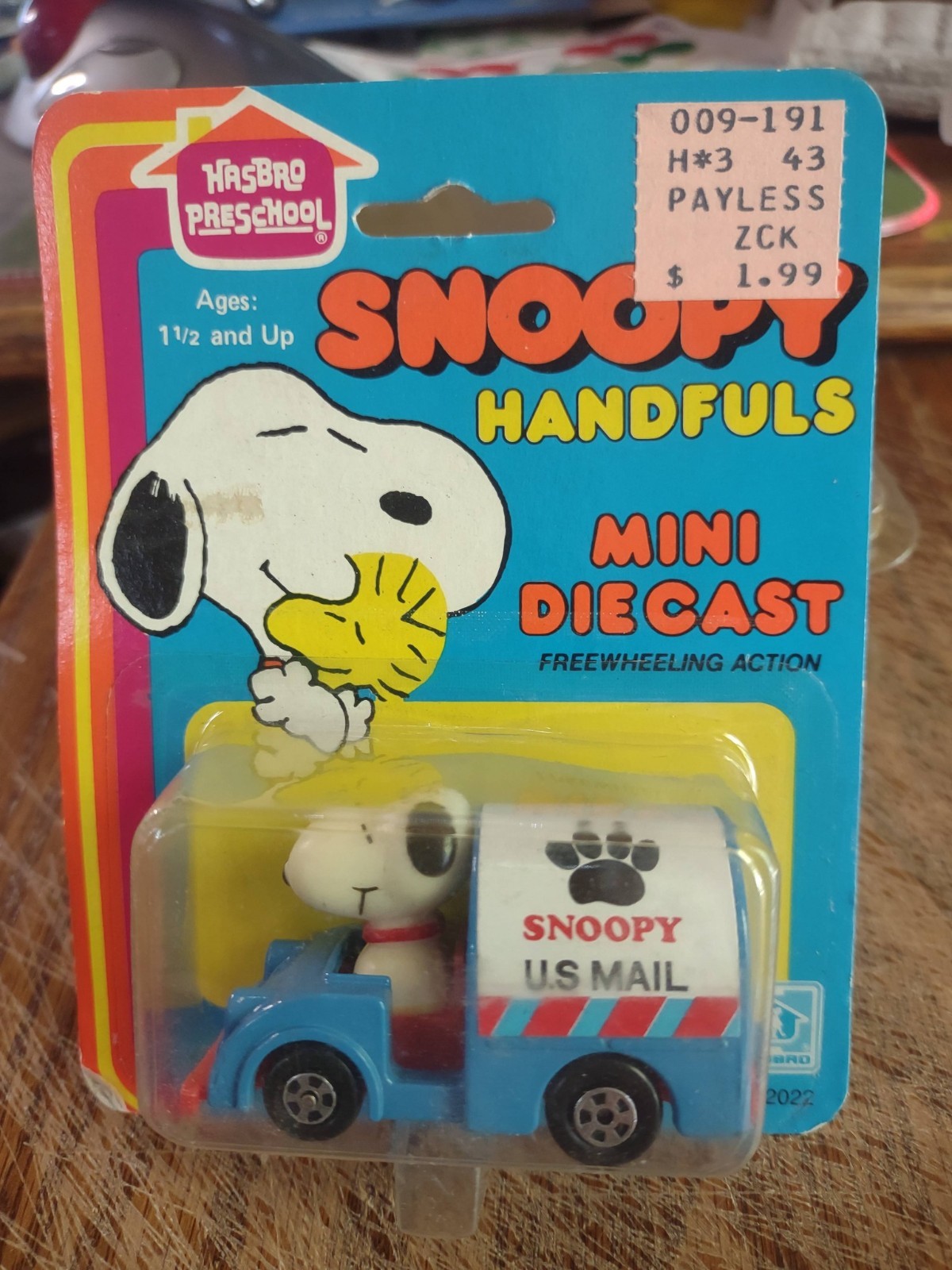 Vintage New NIB HASBRO SNOOPY Handfuls Mini Diecast MAIL TRUCK 1965 Hong Kong