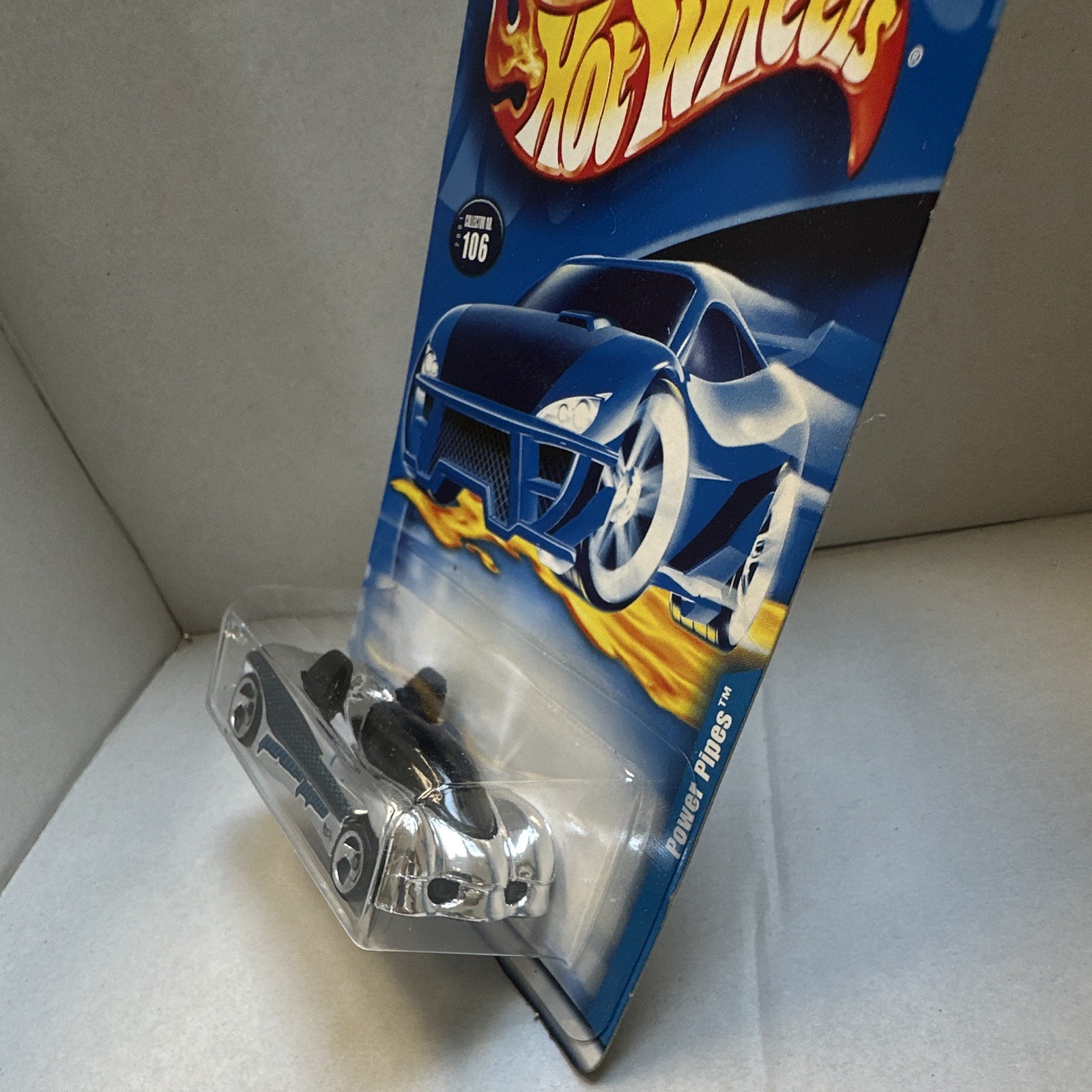 Hot Wheels Power Pipes 2001 Silver/Black 1:64 Diecast Car Unopened