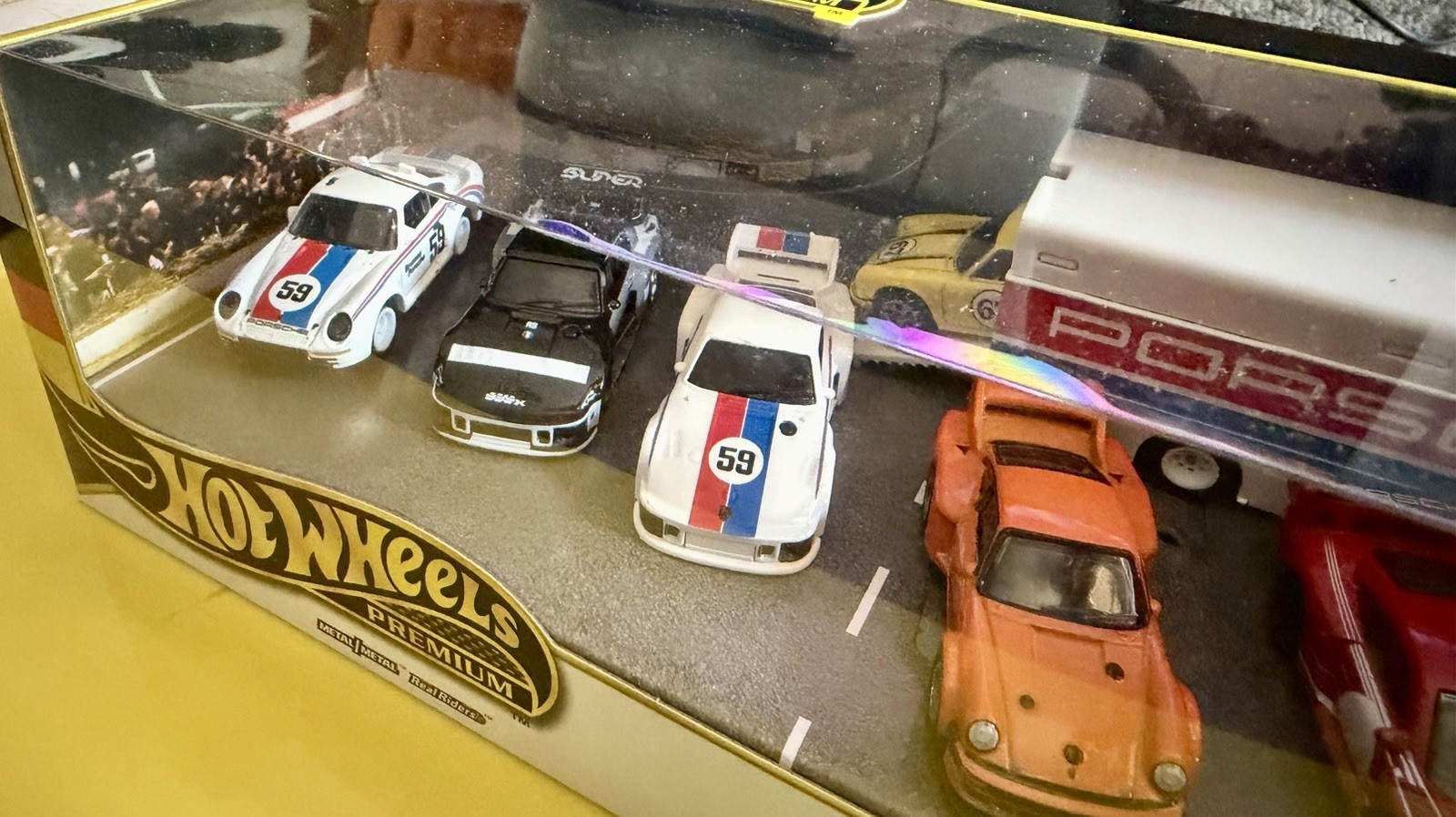 Hot Wheels Premium Porsche Custom Diorama Collection! 935 & More All Porsche