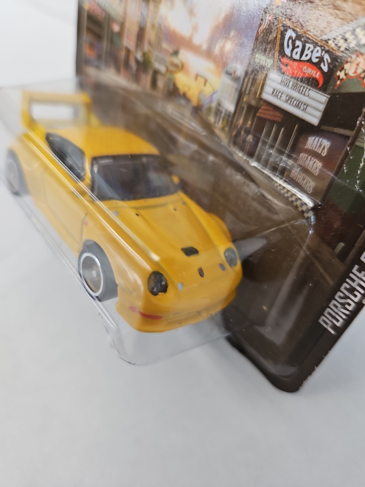 HOT WHEELS BOULEVARD PORSCHE 993 GT2