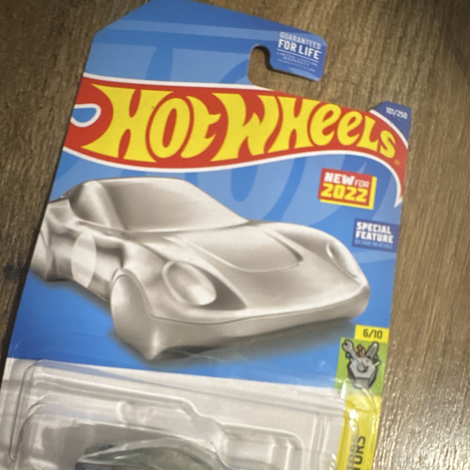 Hot Wheels Experimotors Coupe Clip Silver Diecast 1:64 2022 Unopened