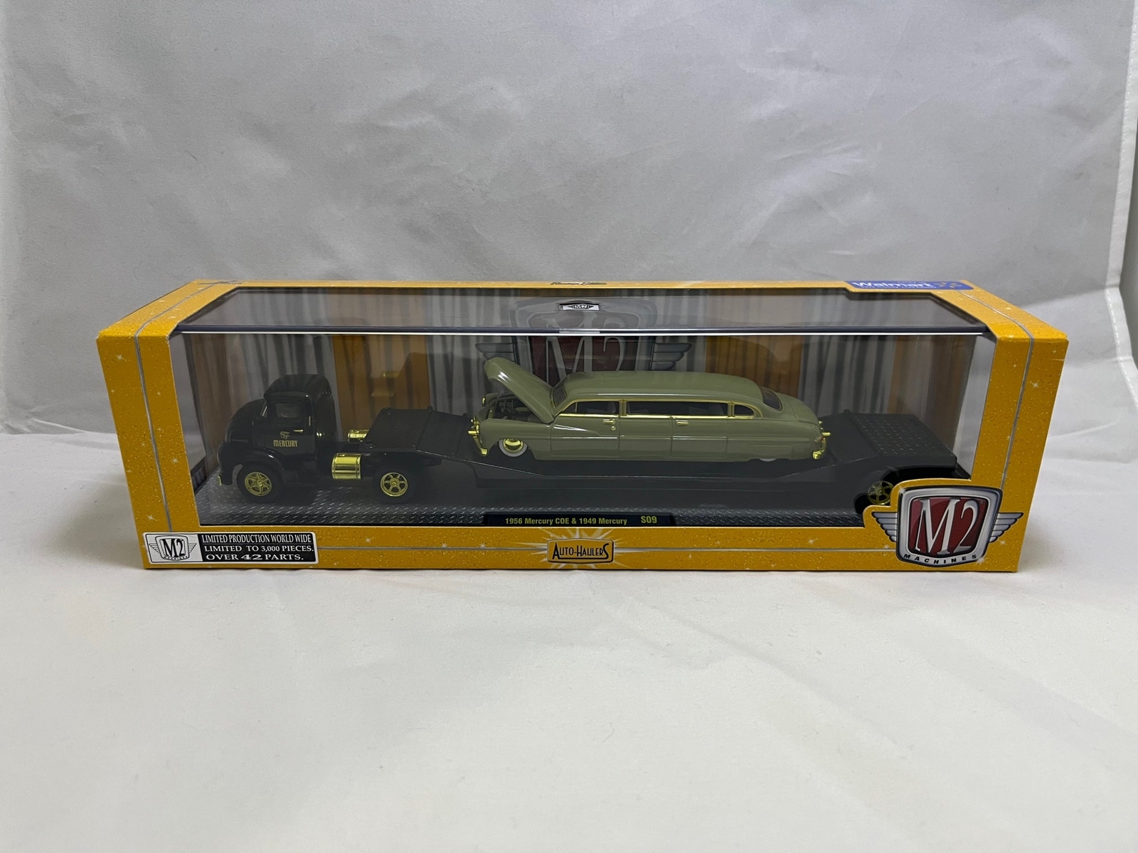 # 01037 – M2 Walmart Father’s Day Chase Hauler – 1 Pc.