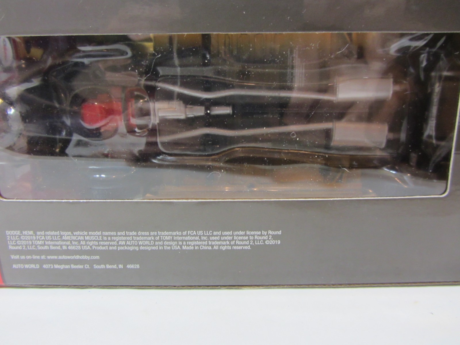 Auto World – 1969 1/2 Dodge Coronet Super Bee NIB 1:18 (726v100) AMM/1173
