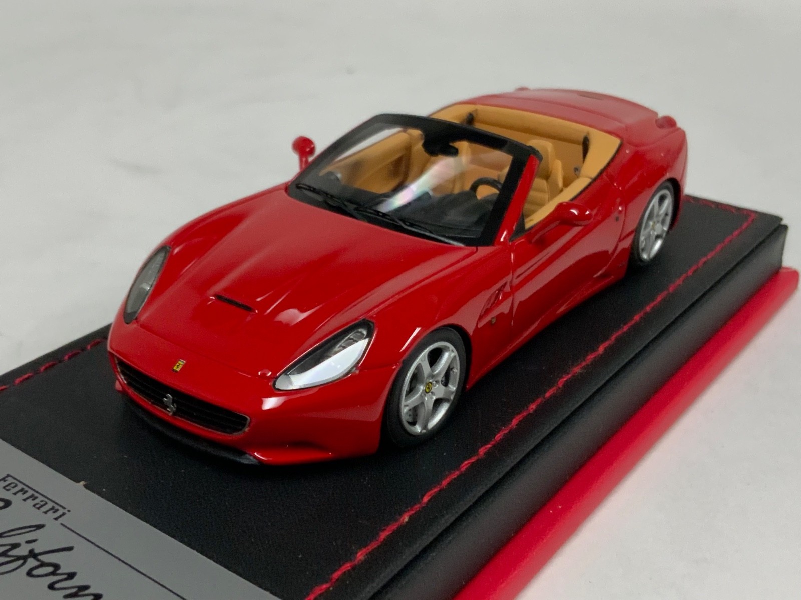 1/43 BBR Ferrari California 2008 in Rosso Corsa Red Leather Base BBR213A EC119